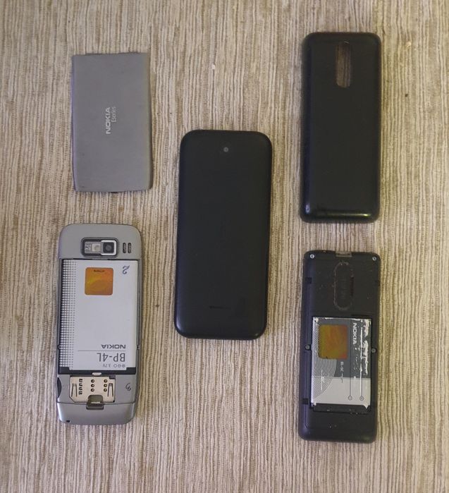 Продавам Nokia E52 Nokia 1012 и Nokia 106