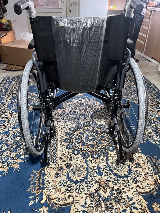 Инвалидная коляска