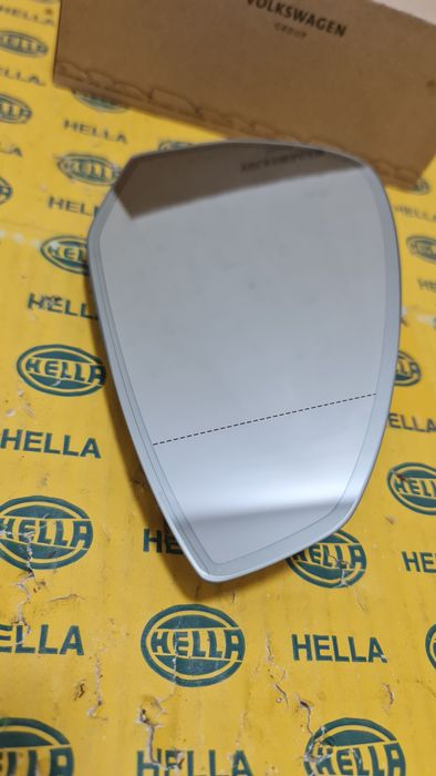 Sticla oglinda dreapta heliomata Audi A4 A5 B9 8W 8W0857536H