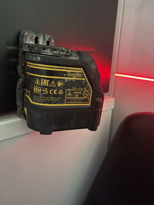 Nivela laser cu 2 linii Dewalt