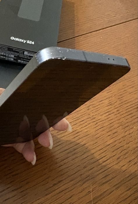 Продаю Galaxy s24