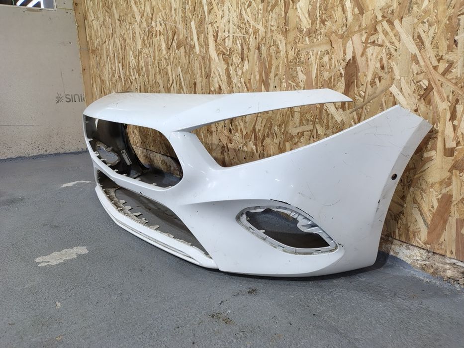 Bara fata Mercedes A-Class W177 Facelift an 2022-2025