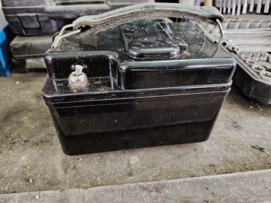 Продам мегаомметр