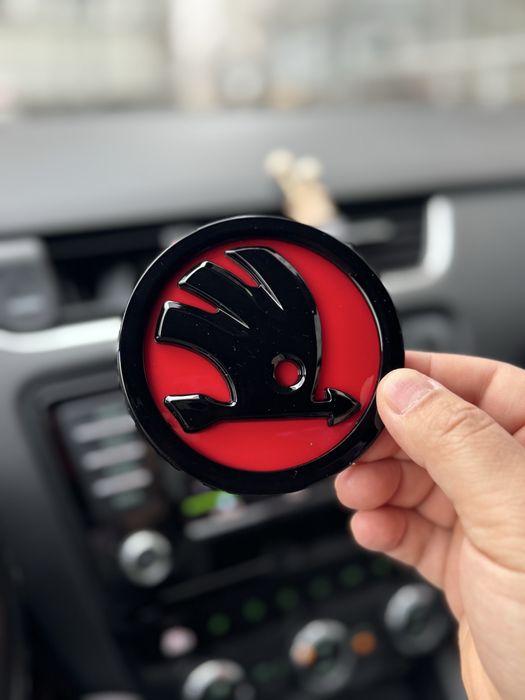 Значок Skoda Octavia,Rapid,Superb