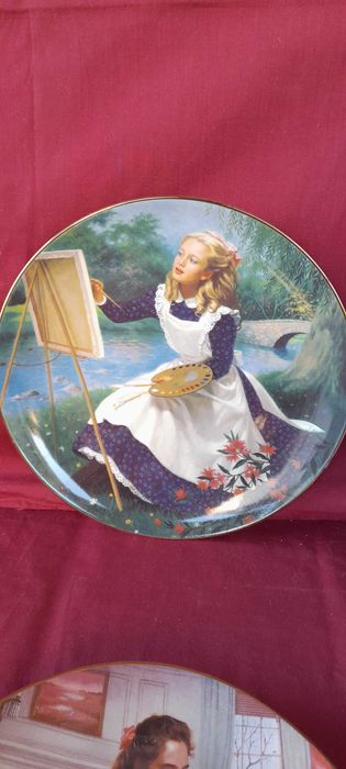 set 4 farfurii decorative din portelan