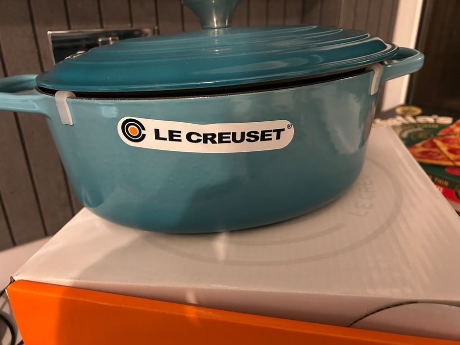 Le Creuset - oala ovala fonta emailata