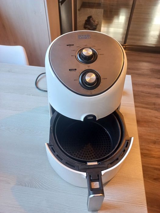 Fripteuza fără ulei Airfryer Star Light
