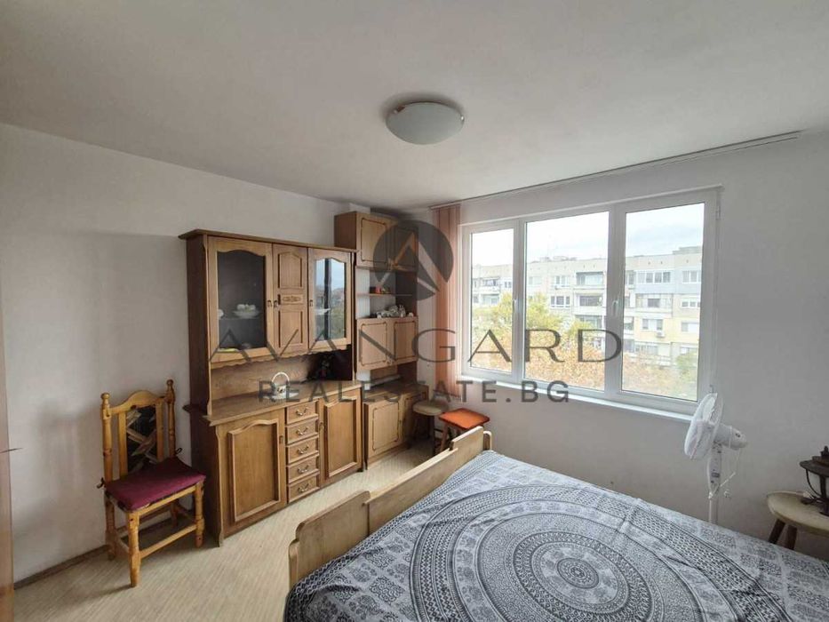 оф.24258 Четиристаен обзаведен/ Камела