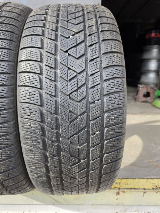 2 бр. зимни гуми 275/40/22 Pirelli 5,5 mm DOT 4316