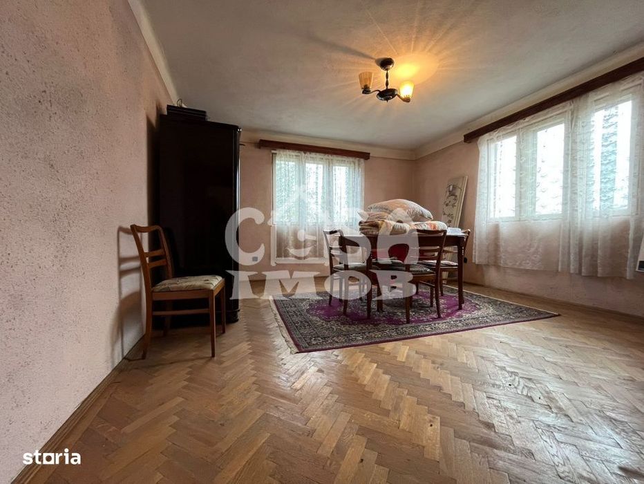 Casa P+1 cu teren 980 mp curte si gradina aproape de gara Gaesti