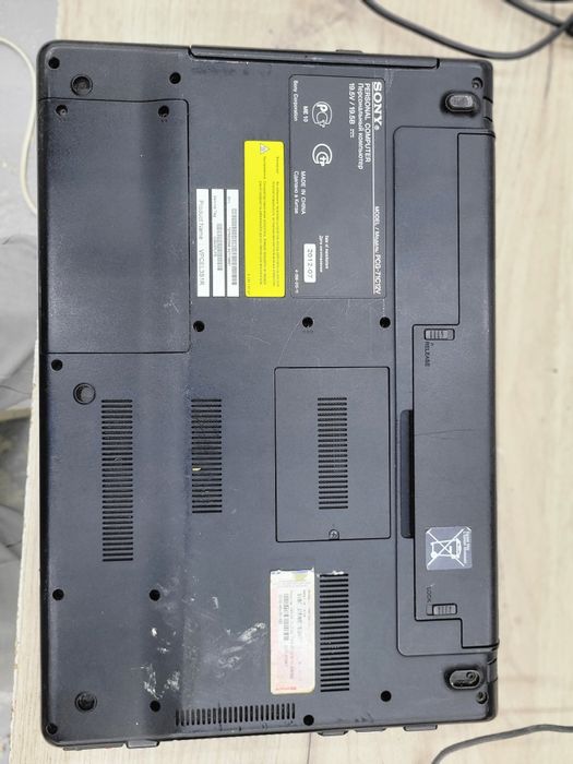 Ноутбук Vaio сатылады