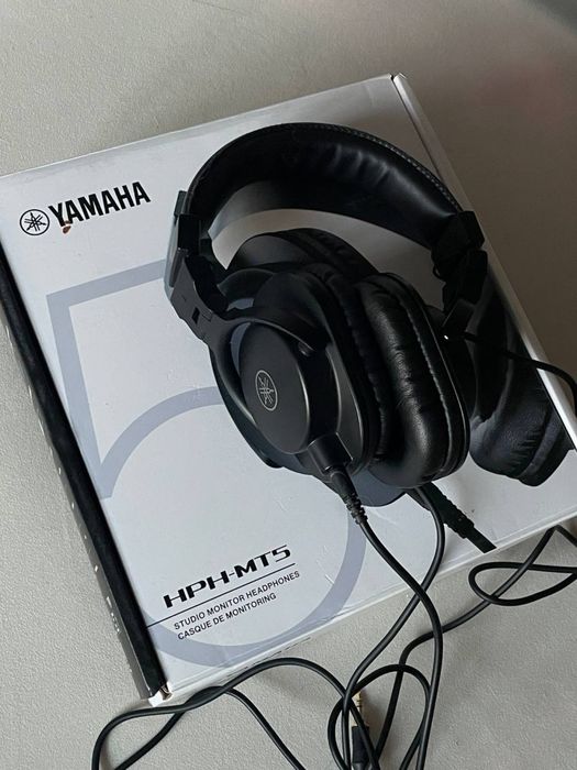 Наушники yamaha HPH-MT5