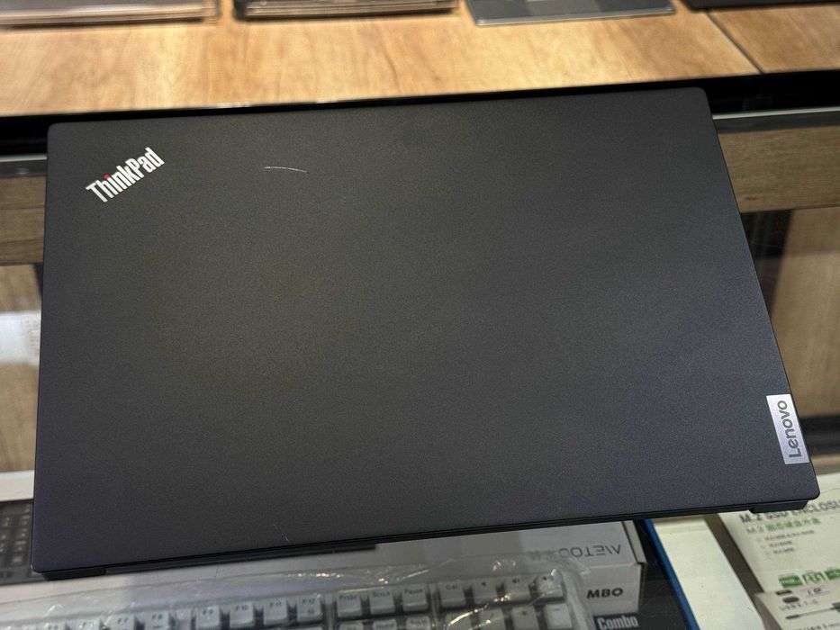 Lenovo ThinkPad E14 Gen2 Core i5-1135G7 8x128 220$/8x512 250$