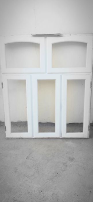 Ёғоч дераза холати  яхши  1.5х 1.3 размери