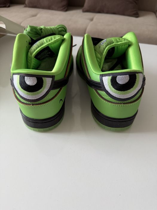 Nike SB Dunk Low - The Powerpuff Girls Buttercup