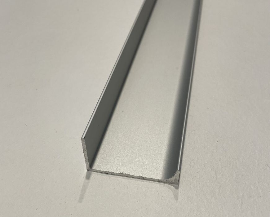 Profil aluminiu tip maner mobila