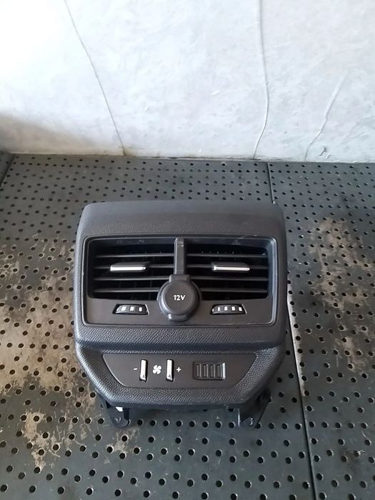 Grile ventilatie cotiera spate peugeot 5008 2 96866080877 9686453677 9822330880