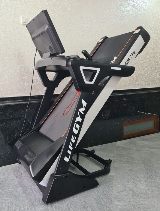 Беговая дорожка "LIFE-GYM LGM 770"