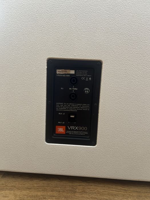 Bass subwoofer jbl vrx 918