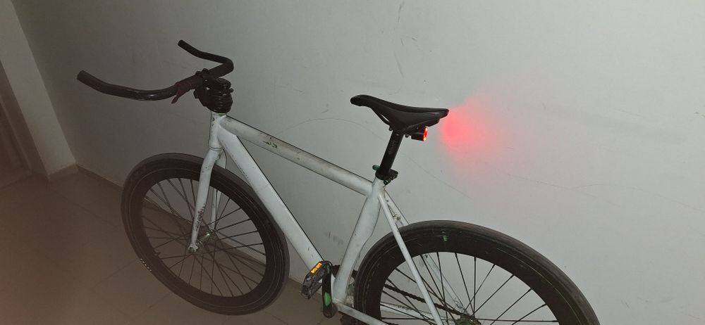 Продаю фикс, размер L