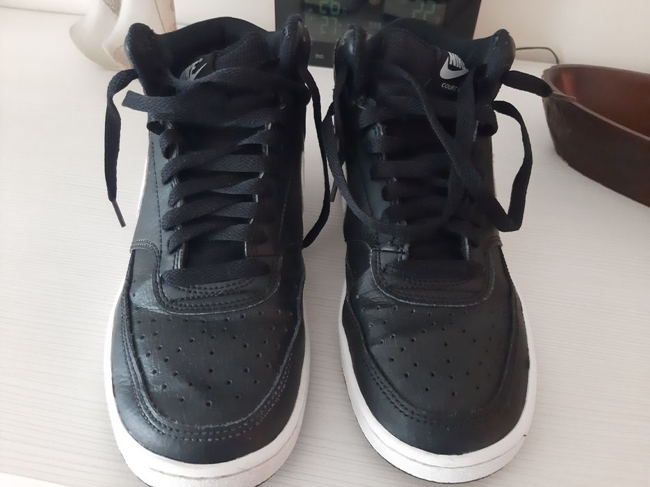 Маратонки Nike номер 38