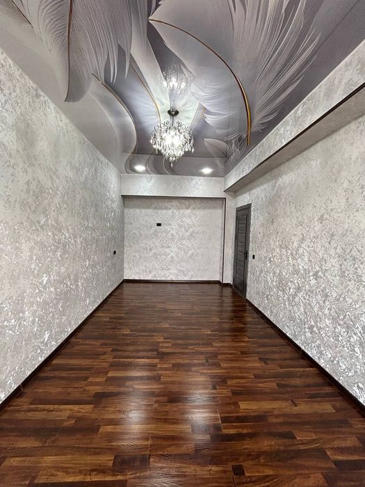 2 хоналик срочно сотилади.