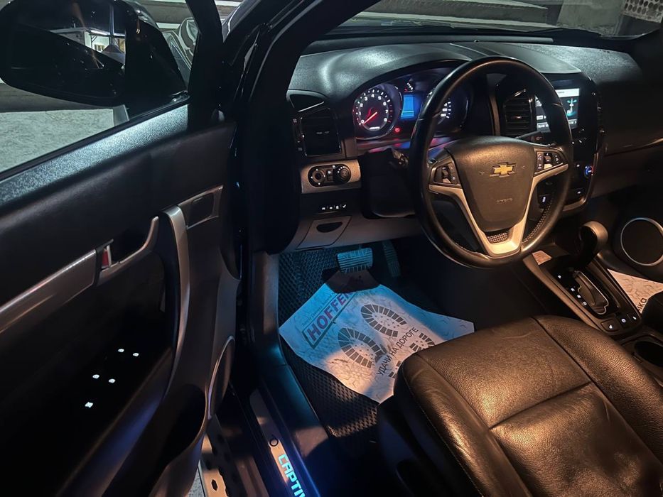 Chevrolet captiva 4