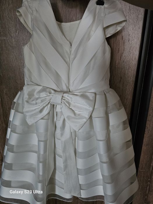 Новое  Шикарное Платье для девочки