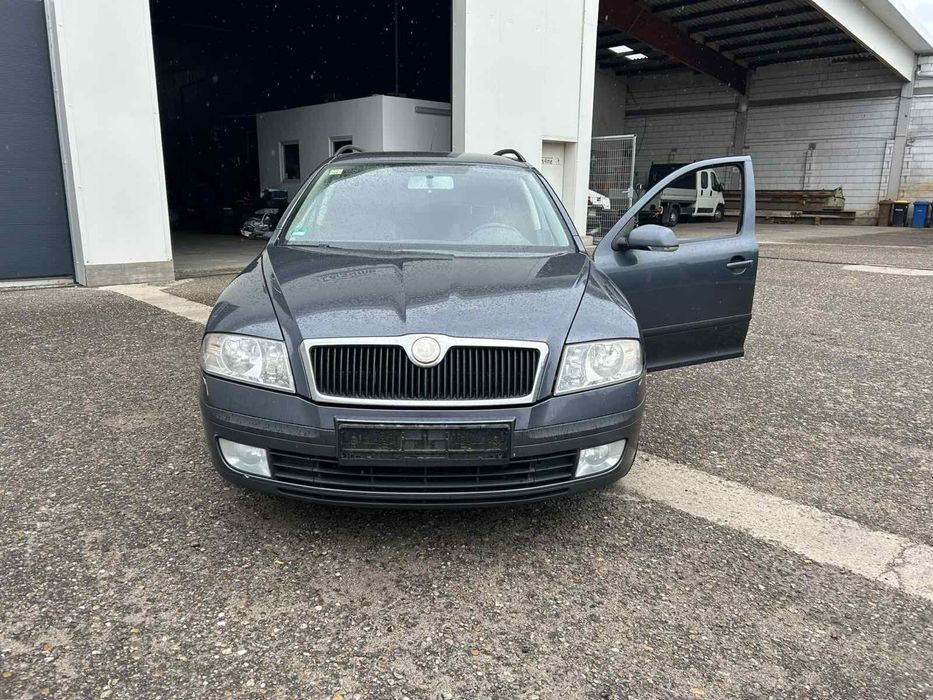 На части Skoda Octavia Шкода Октавия 2 140коня комби, Dsg авт BMM 8кл