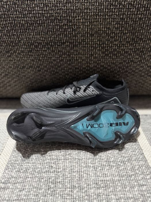 Ghete fotbal Nike Mercurial marimea 43