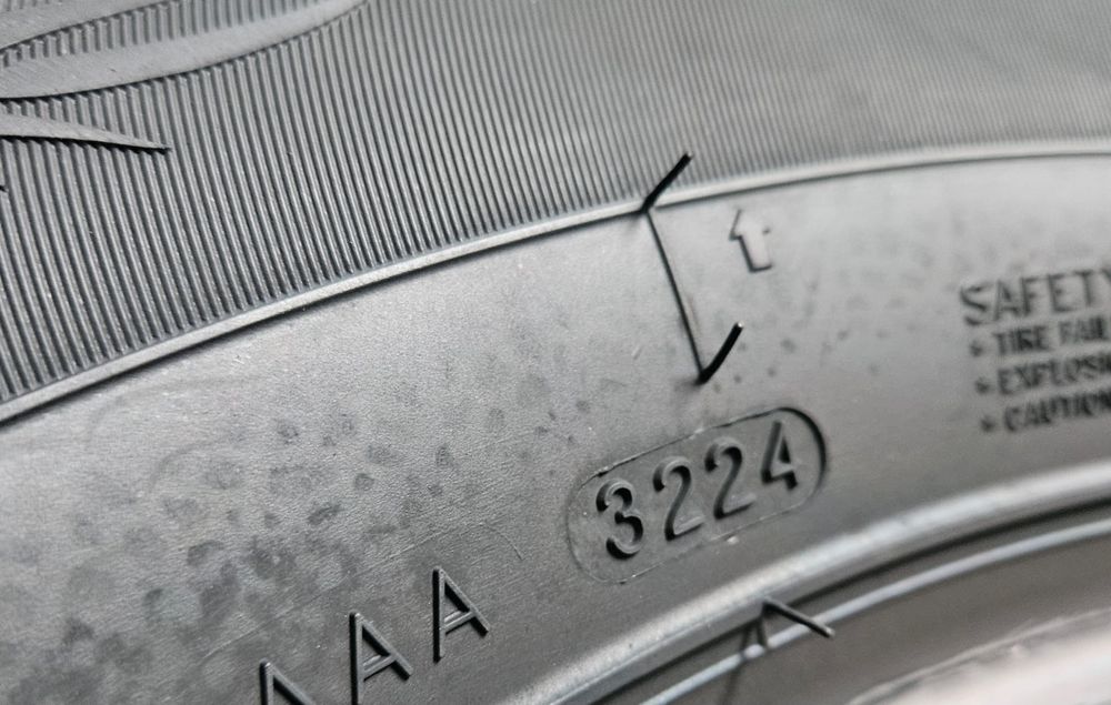 245/60 R18, 105H,LANVIGATOR Snowpower, Anvelope de iarna M+S