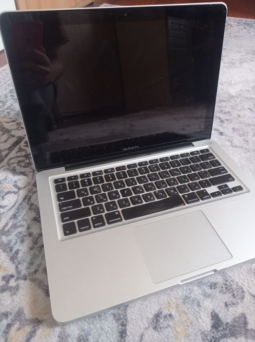 MacBook pro продам на восстановление либо на запчасти