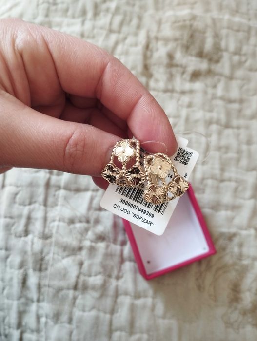 Золотые серьги Ван Клиф модель Van Cliff