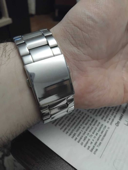 Invicta 49853 , 34427 , 33789