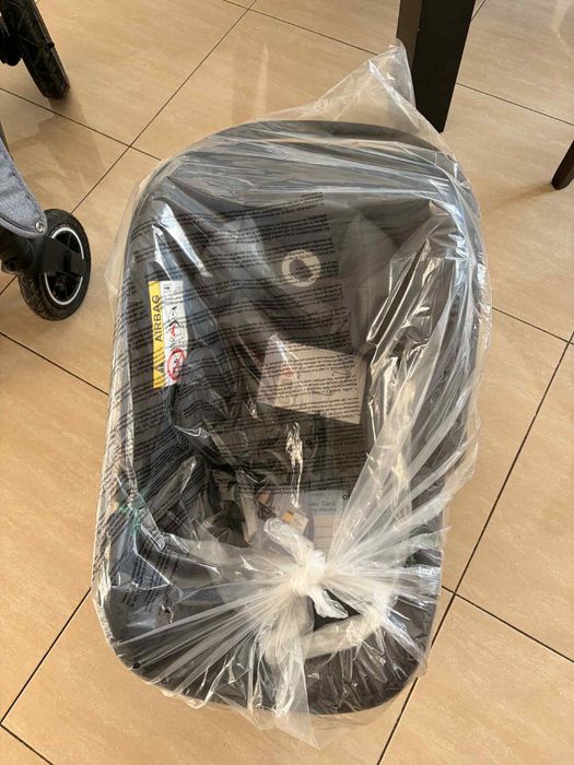 Carucior de copii 3 in 1