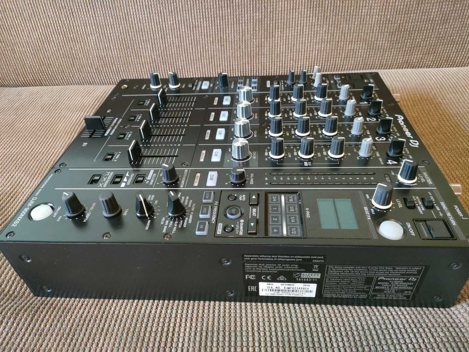 Pioneer djm 900 Nexus 2 in cutie