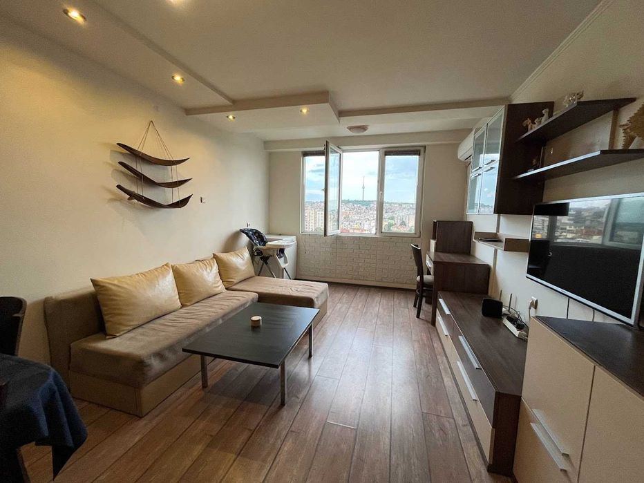 Обзаведен тухлен  3стаен, център Русе