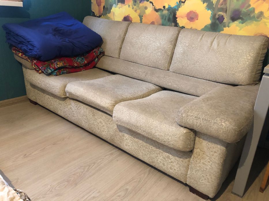 Продам б/у диван + мини диван