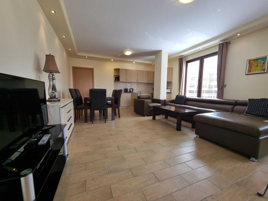 Продава се Тристаен апартамент в Банско - 182 кв.м за 561 €/кв.м - Снимка #1