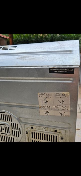 Whirlpool фурна AKP 335IX
