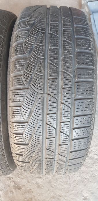 Зимни гуми-16цола-225/55-1бр.-55лв."PIRELLI "