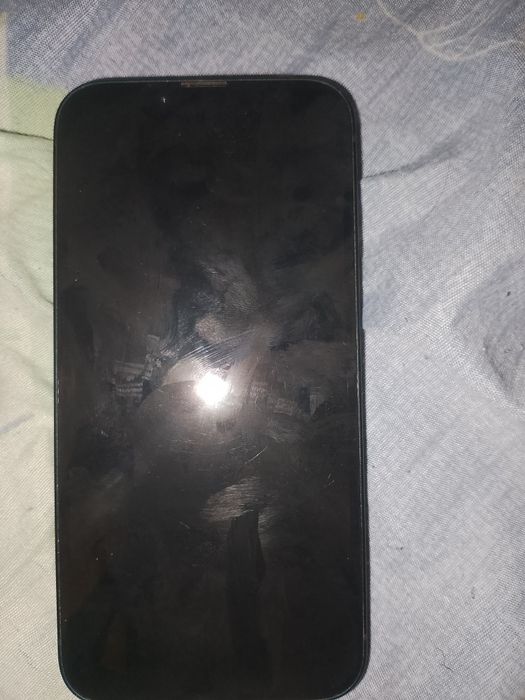 Продам айфон 14акб83