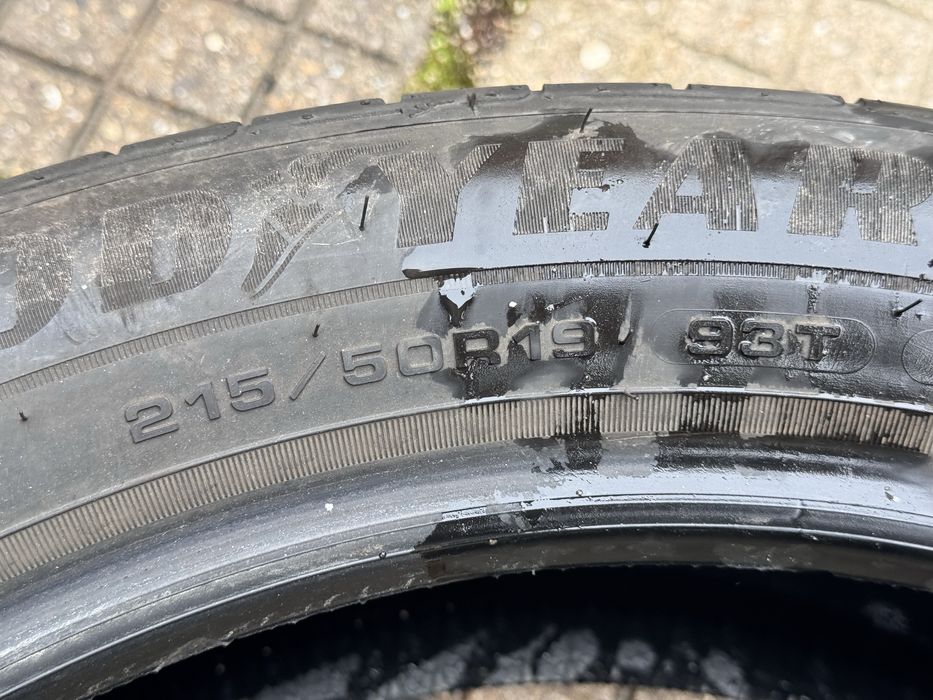 215/50/R19 Goodiyear EfficientGrip 4бр летни dot0522