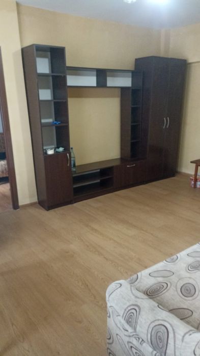 Garsoniera de închiriat