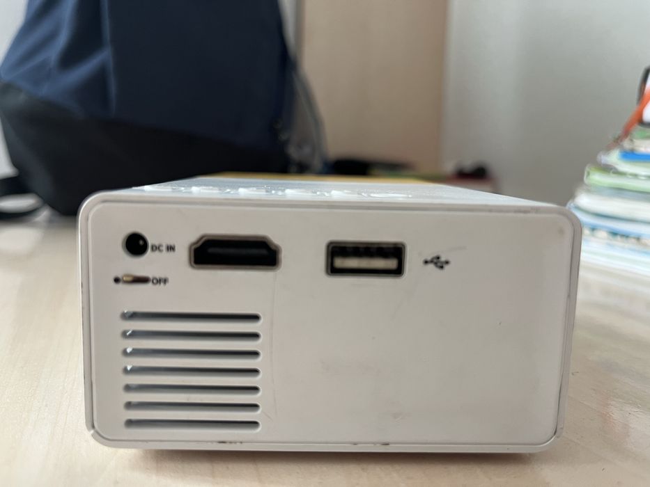 Проектор VEIDADZ YG300