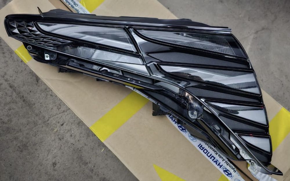 Фара (ДХО) правая Hyundai Tucson 2022г