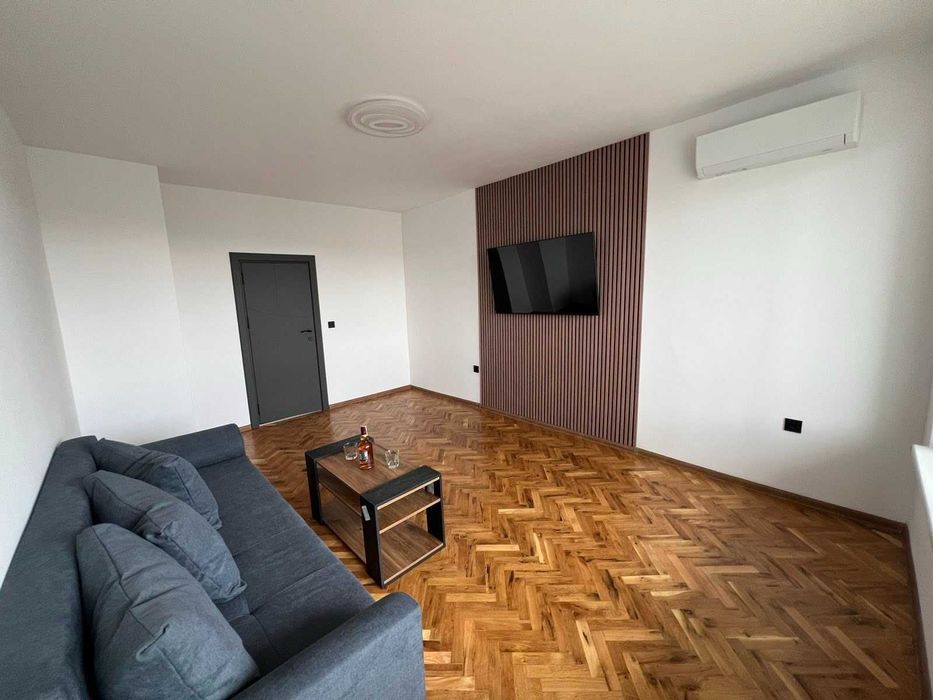 Продава се Четиристаен апартамент в Варна, Левски - 90 кв.м за 2523 €/кв.м - Снимка #9