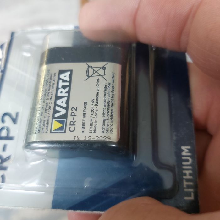 Продам батарейку  VARTA CR-P2