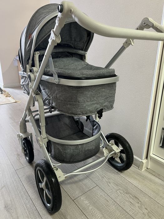 продам коляску для новорожденных