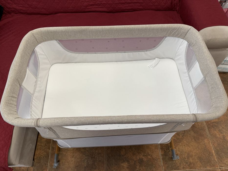 Co-sleeper MoMi, Smart Bed 4 in 1 - Beige in stare impecabila.